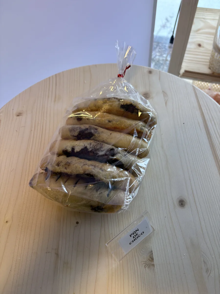 Pan de Canela — cinnamon swirl bread slices at Bheyker's Choice NE Calgary